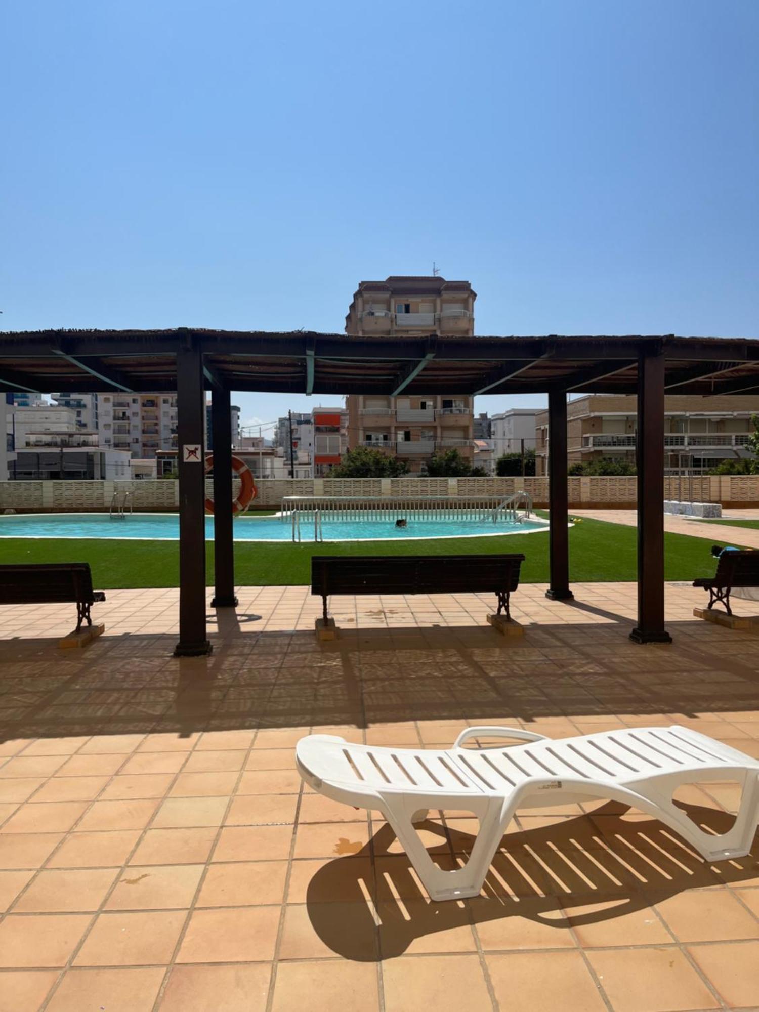 Apartamento 1ª Linea De Playa - Con Piscina Y Parking Playa de Gandia Екстер'єр фото